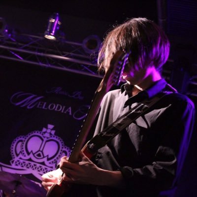 イナガワシユウ