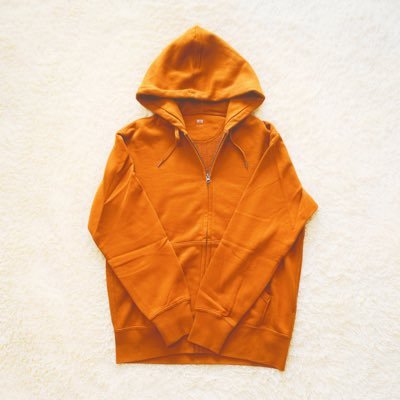 すはだパーカー